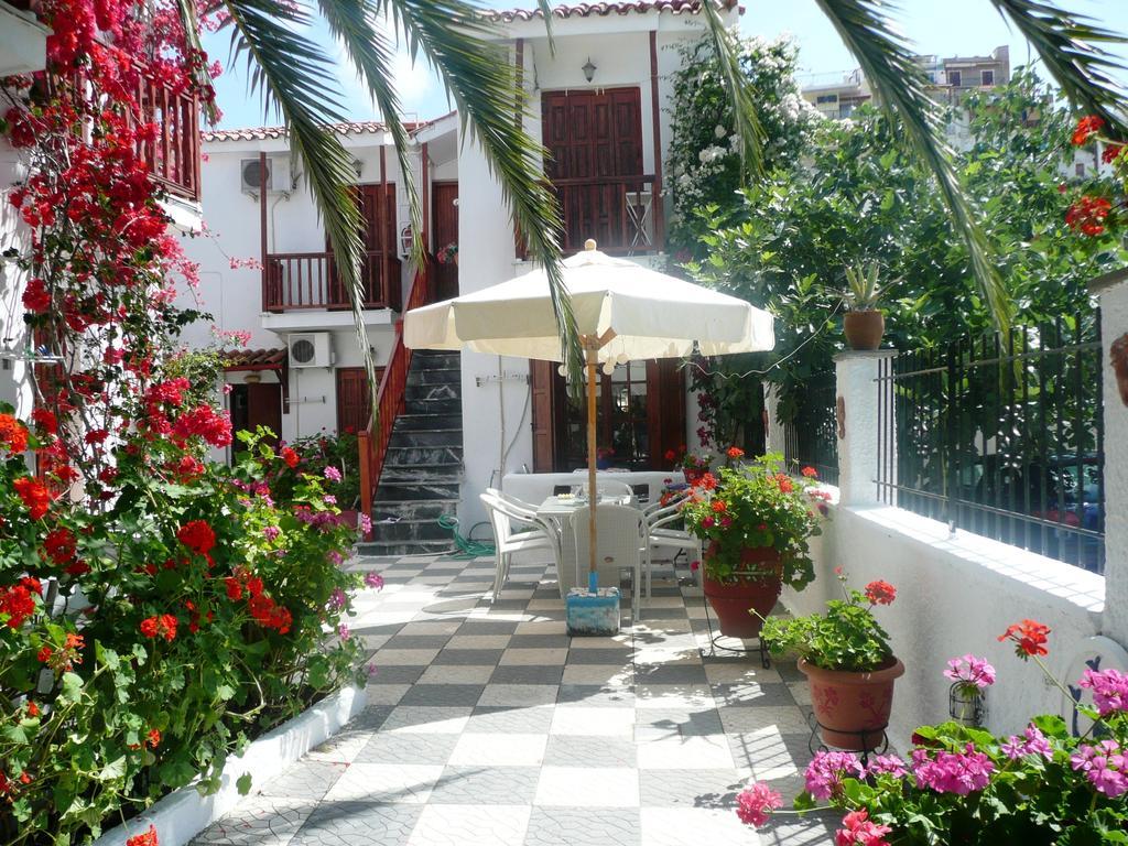 Amalthia Studios Skiathos Town Luaran gambar